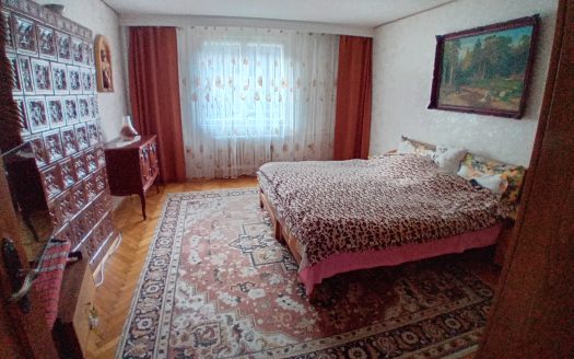 Vila 365 mp si teren aferent 5000 mp Batca Doamneii