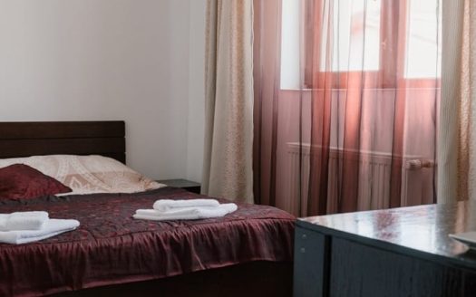 Vila 1300 mp si teren2180 mp zona Ursuleti